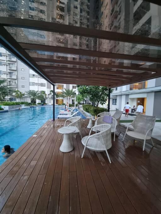 Apartment 1br T2 With Balcony Panoramic View At Horizons 101