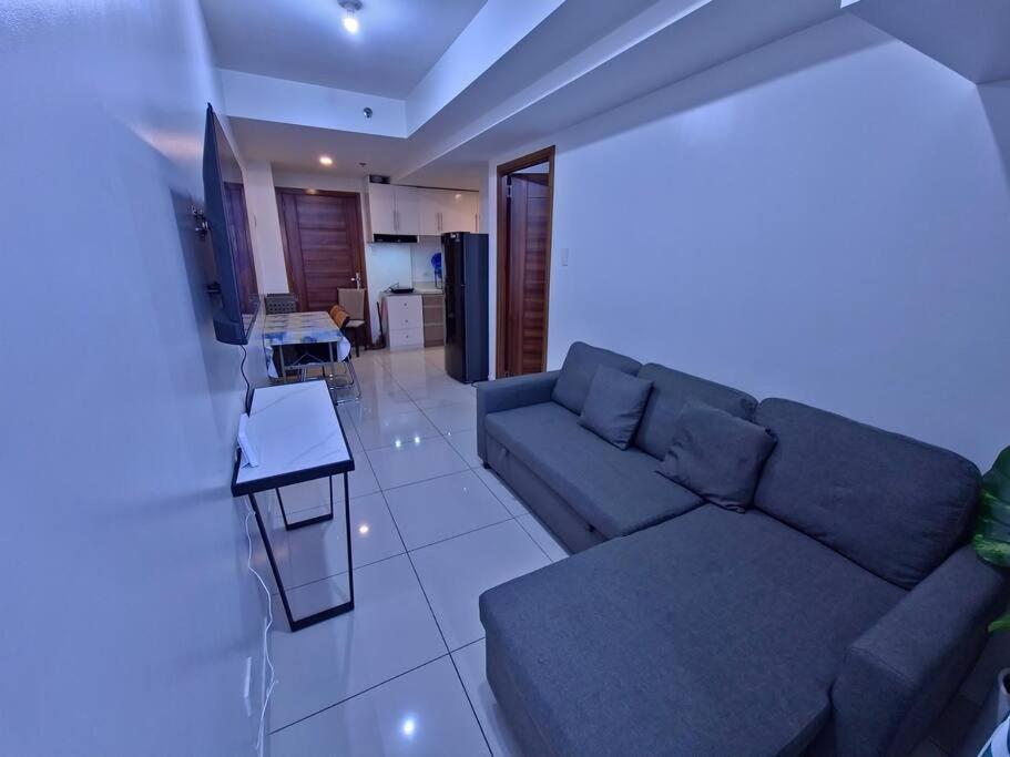 1br T2 With Balcony Panoramic View At Horizons 101 *