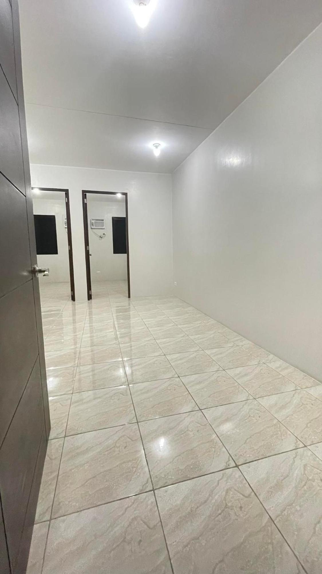 2 Bedroom