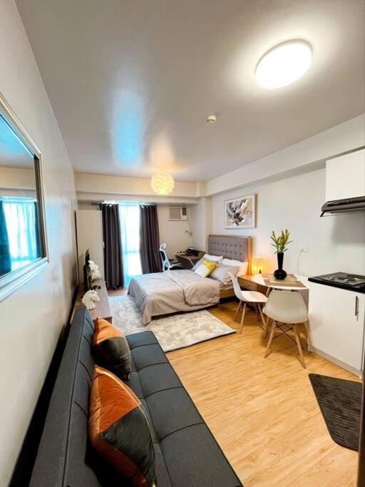 Apartment Newly Renovated Cozy Desk & View In Avida It Park *