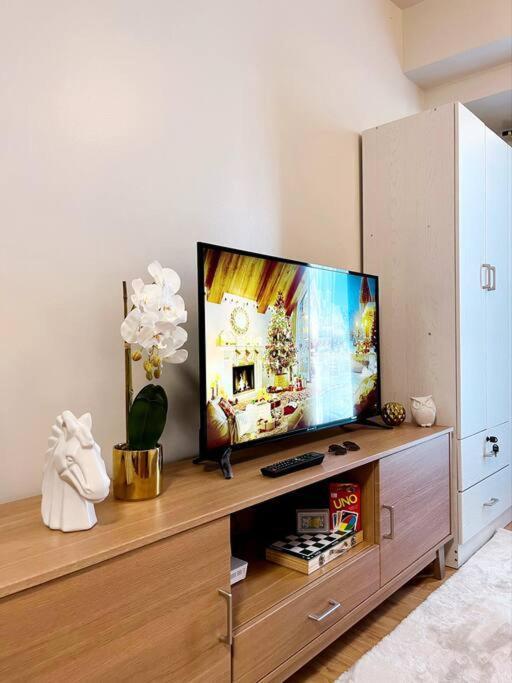 Apartment Newly Renovated Cozy Desk & View In Avida It Park *
