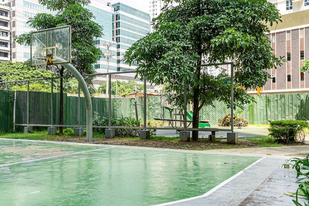 Aparthotel Avida Riala Staycation In It Park, - Itscape