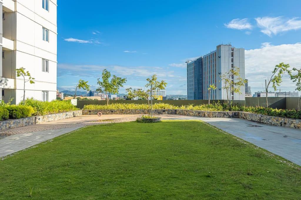 Aparthotel Avida Riala Staycation In It Park, - Itscape *