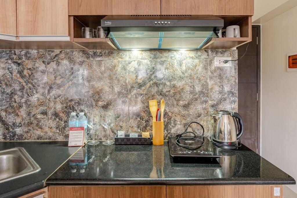 Avida Riala Staycation In It Park, - Itscape