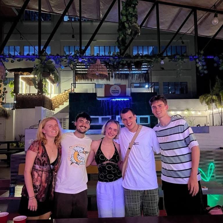 Nacho Cebu Hostel Bulacao