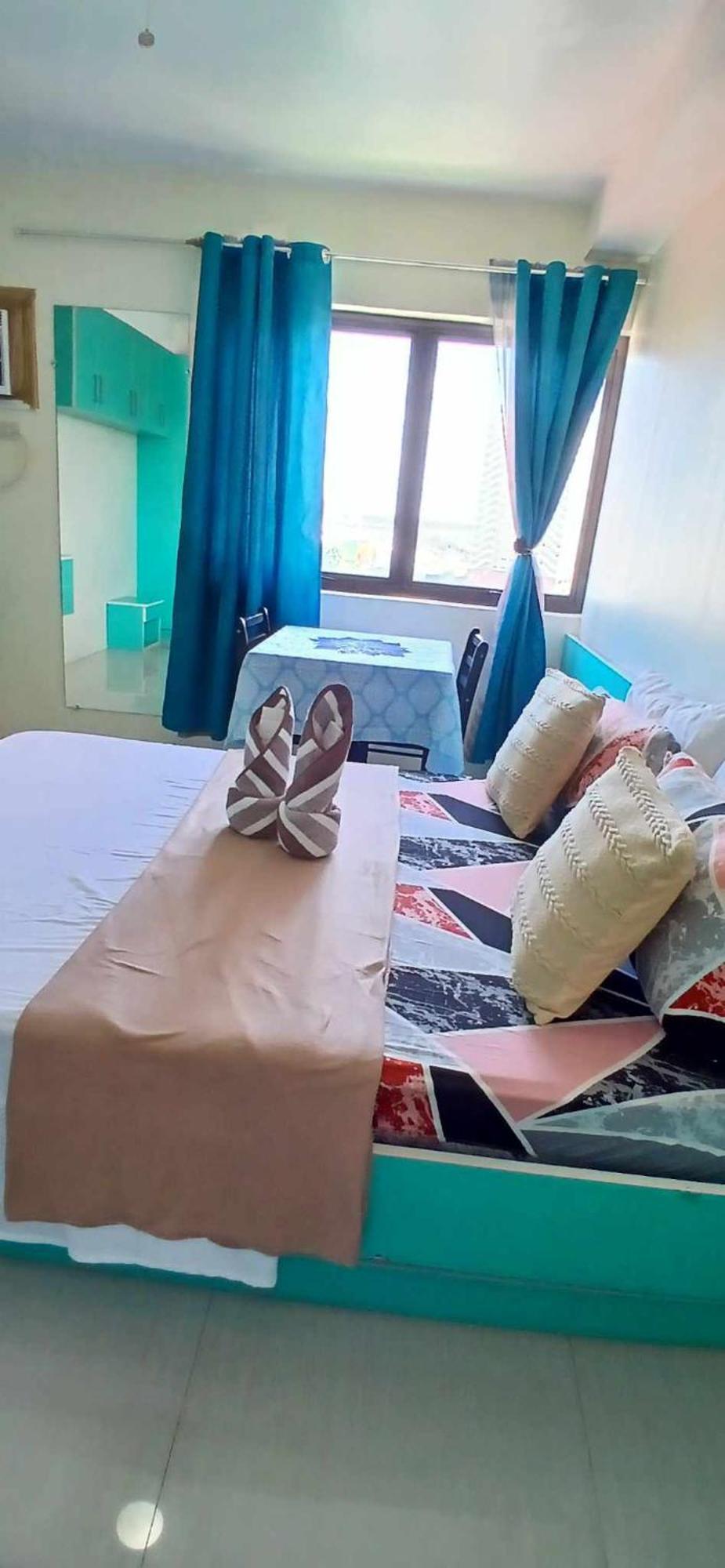 Apartment The Persimmon Villahermia Staycation Cebu