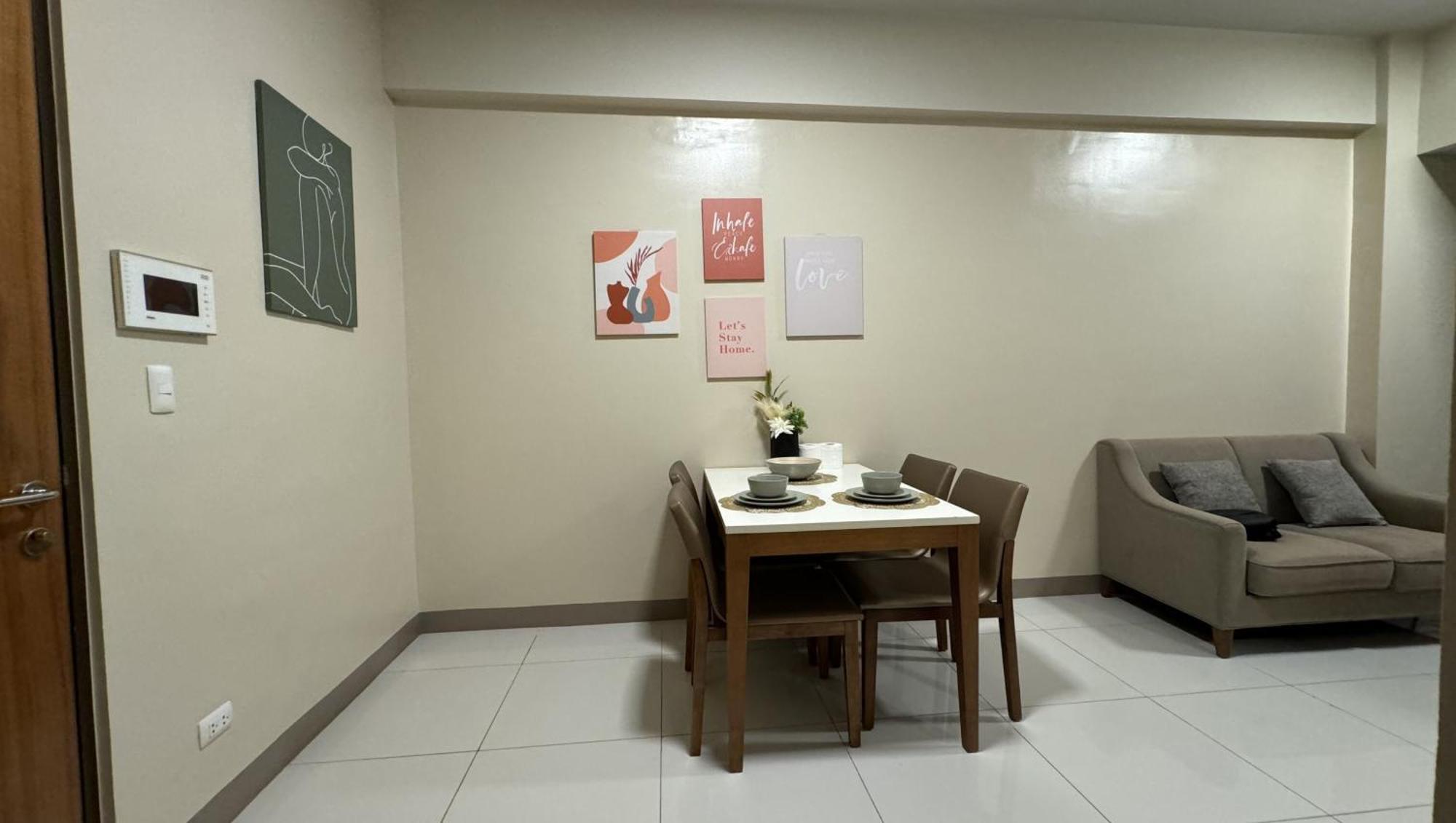 Mactan Newtown 1-bedroom Unit With Pool View And Seaview Apartment Lapu-Lapu City