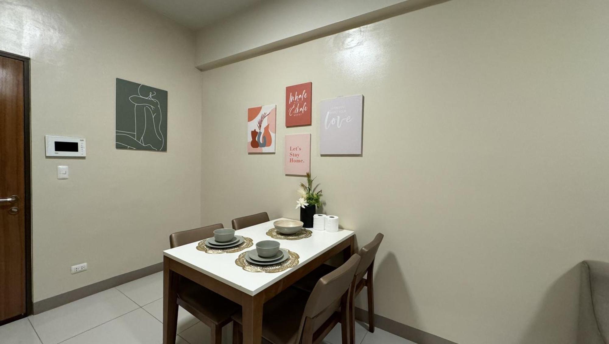 Mactan Newtown 1-bedroom Unit With Pool View And Seaview * Lapu-Lapu City