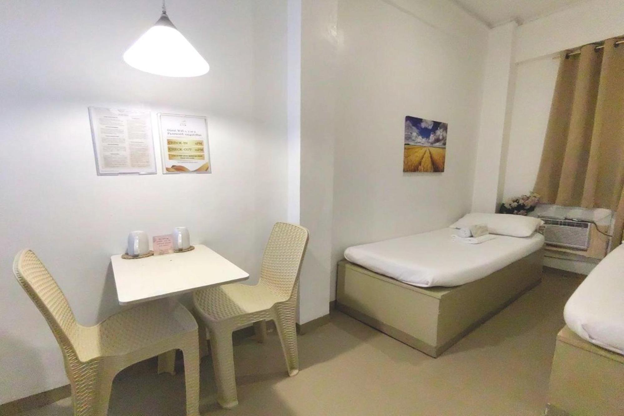 Vg And Residences bahay-panuluyan Adlawon