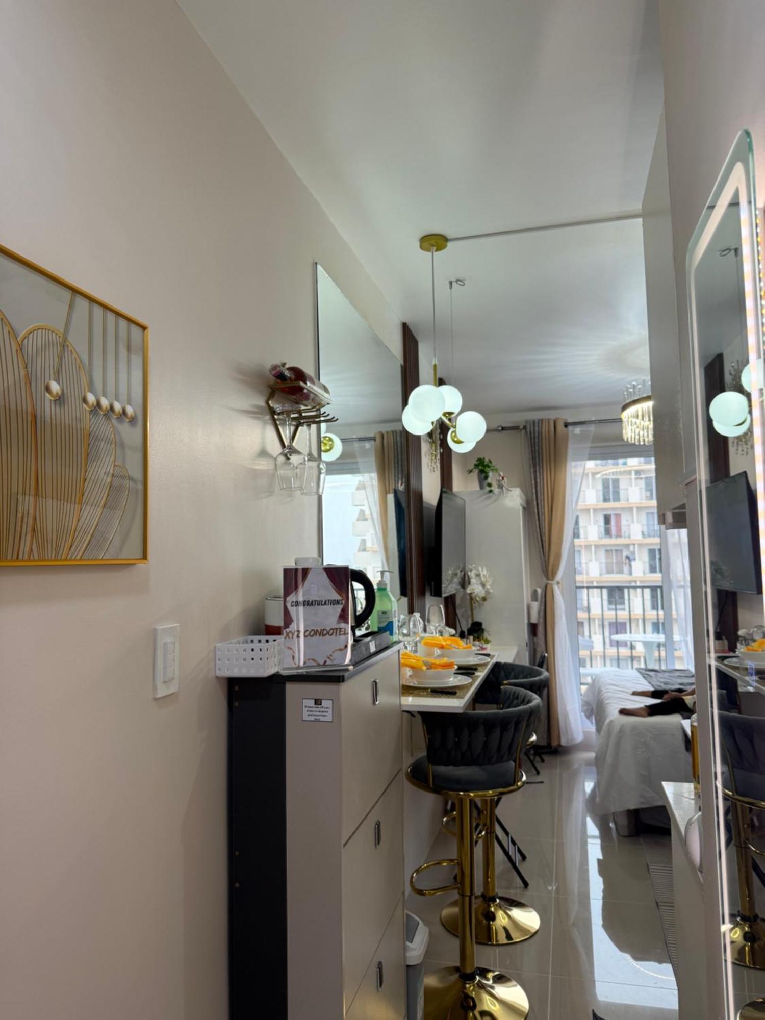 Hotel Xyz Condotel - Pool View 304 - 12flr Lapu-Lapu City