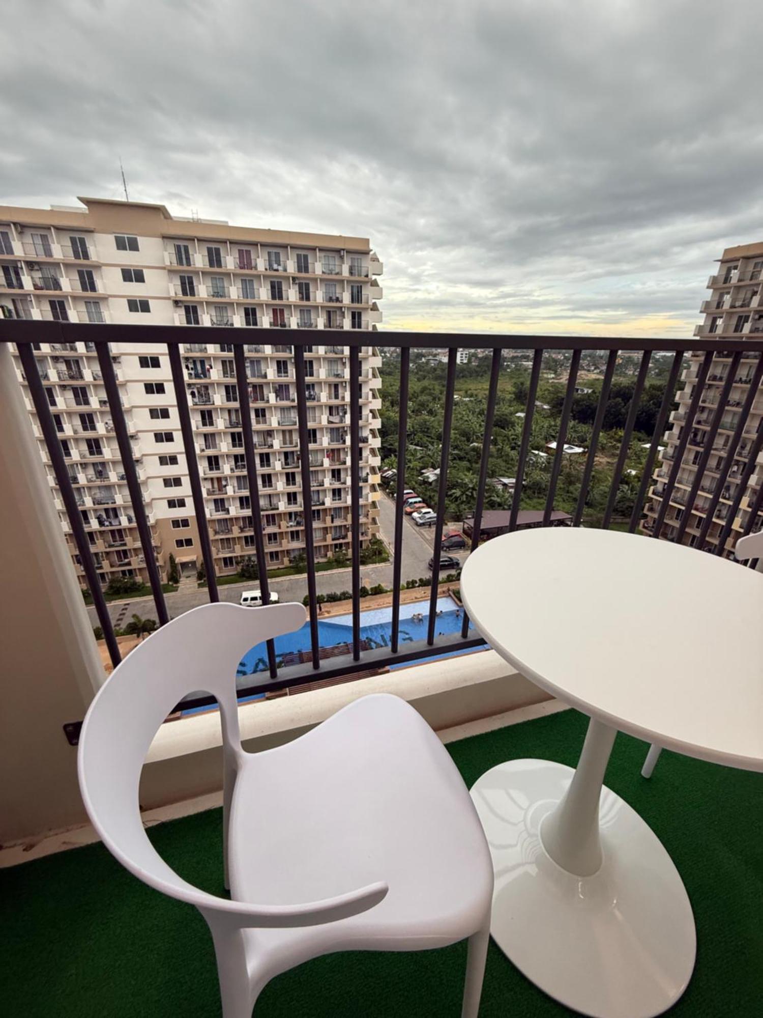 Xyz Condotel - Pool View 304 - 12flr Hotel Lapu-Lapu City