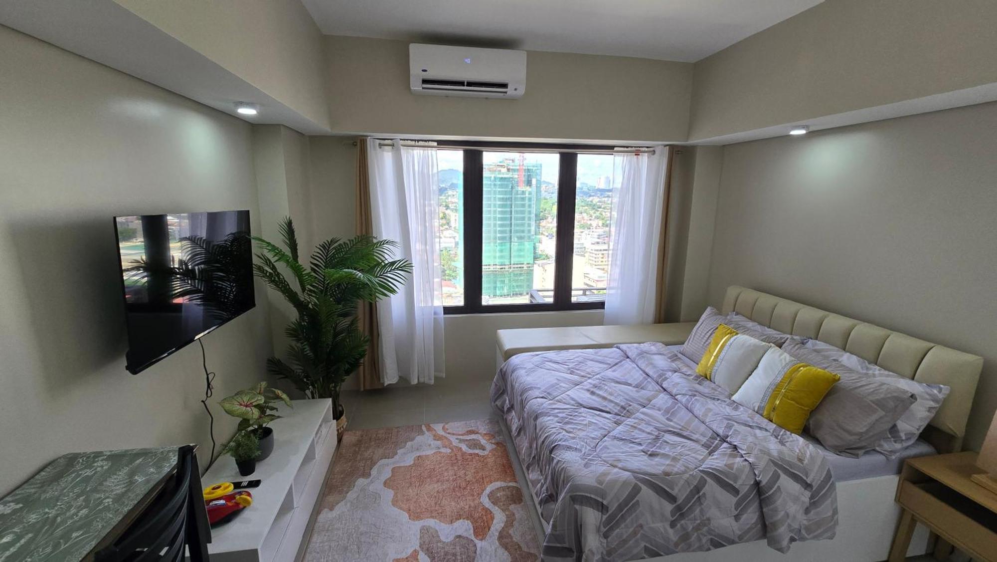 Apartment Cozy At Baseline Prestige In The Heart Of