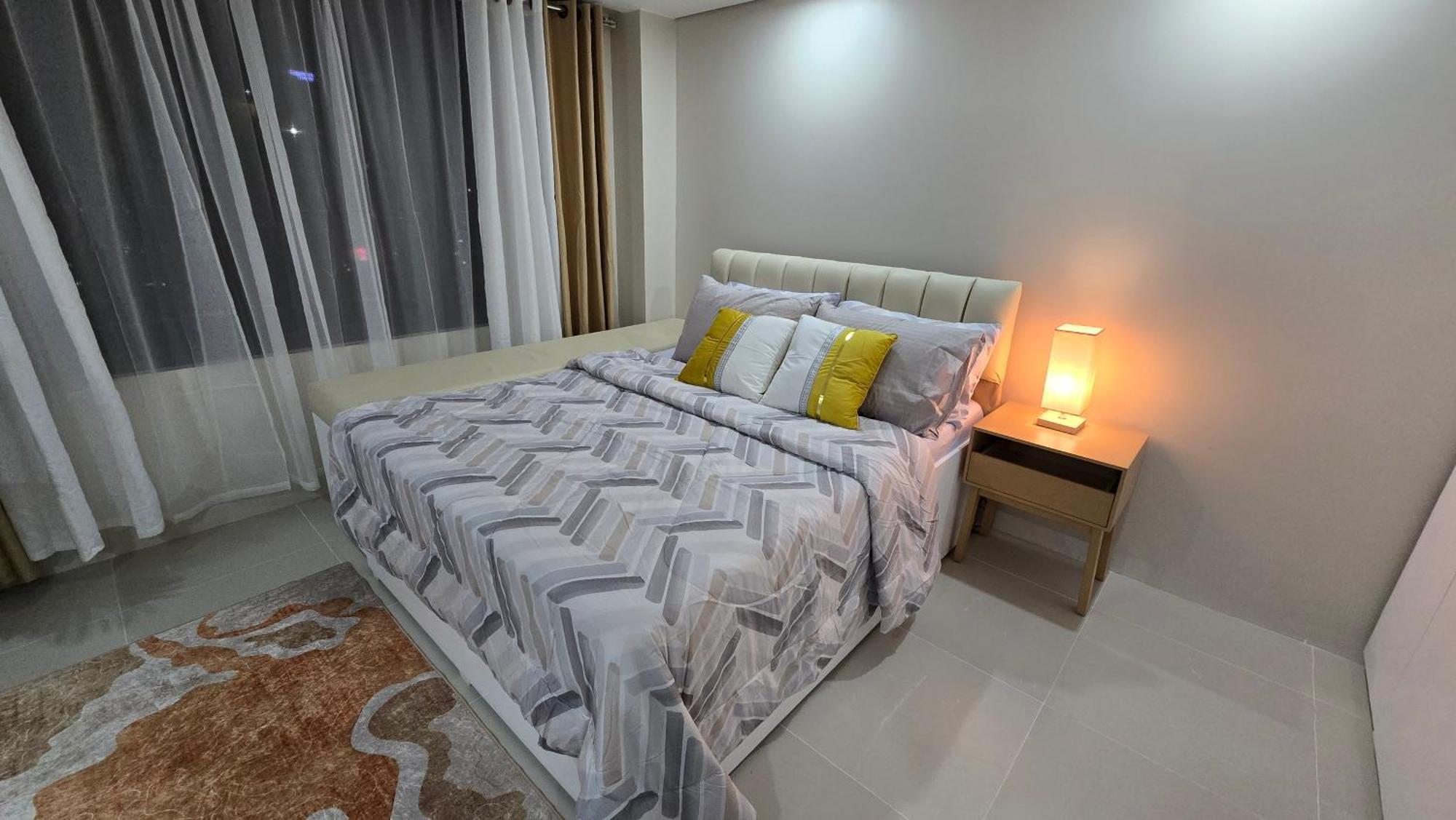 Apartment Cozy At Baseline Prestige In The Heart Of