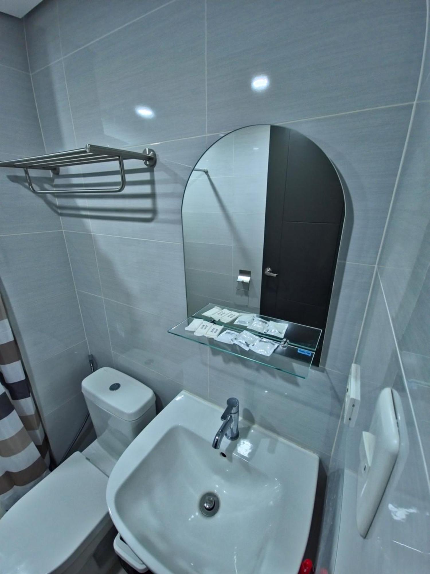 Apartment Cozy At Baseline Prestige In The Heart Of Cebu
