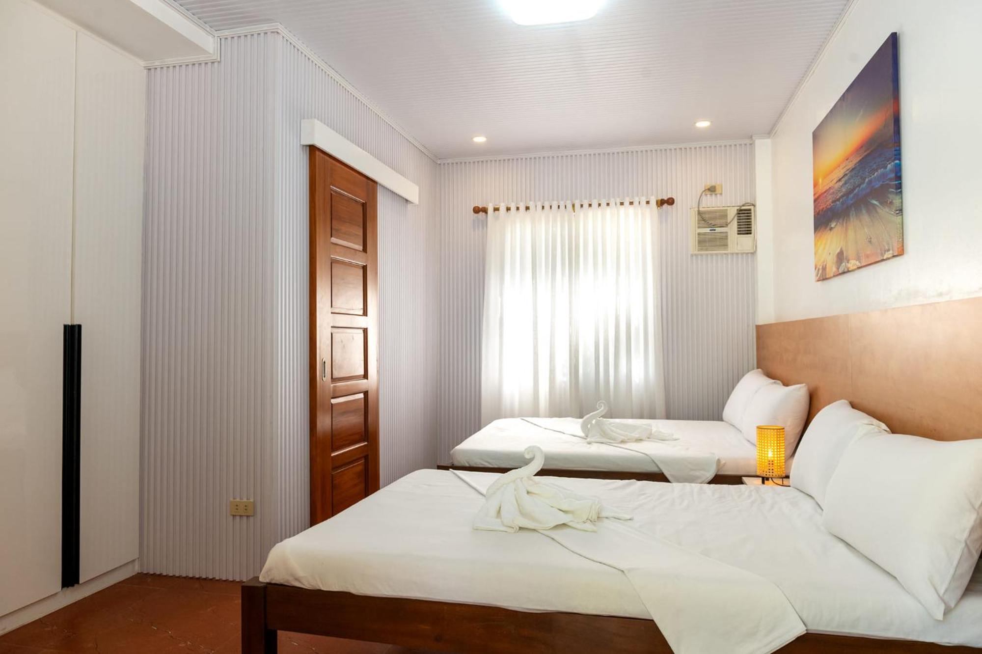 Costa Liz Island Hotel