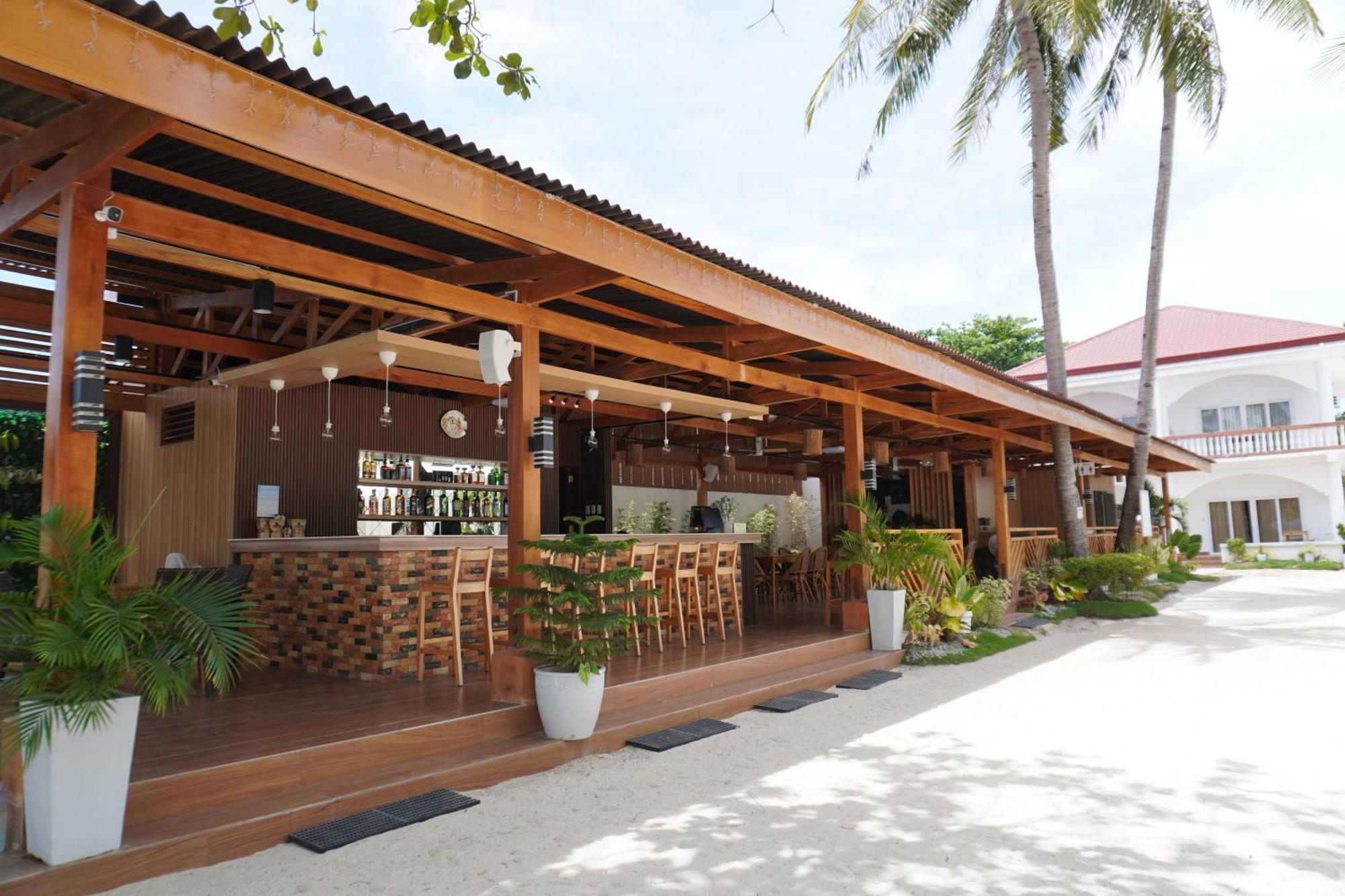 Hotel Costa Liz Island Pooc