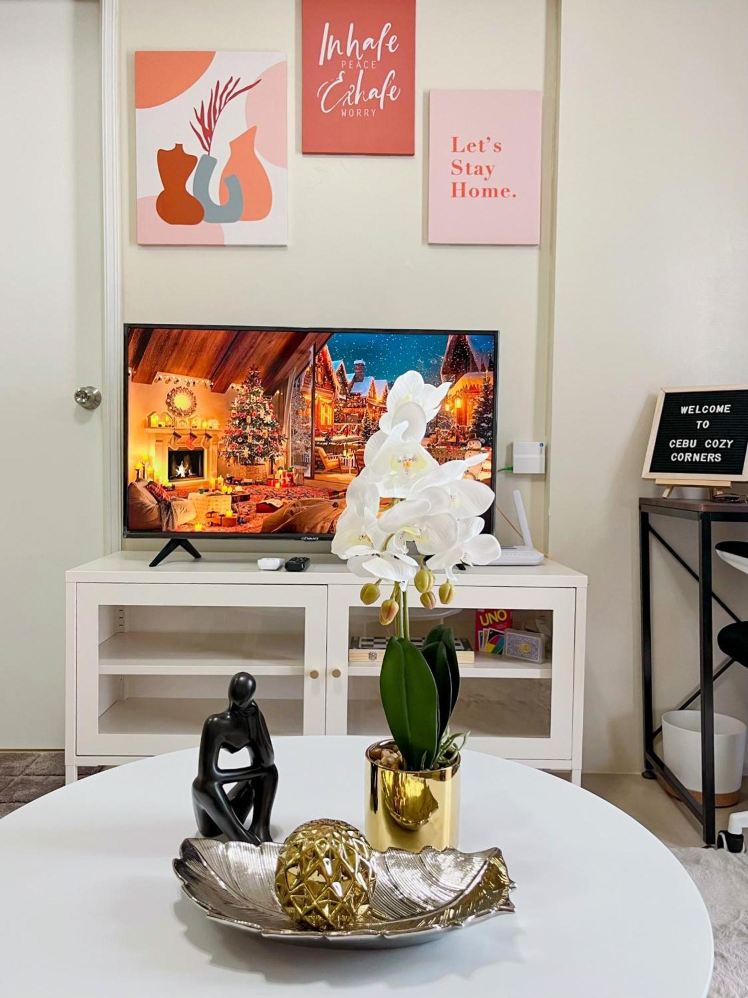 Apartment Urban Bliss Your Hideaway By Cozy Corners *