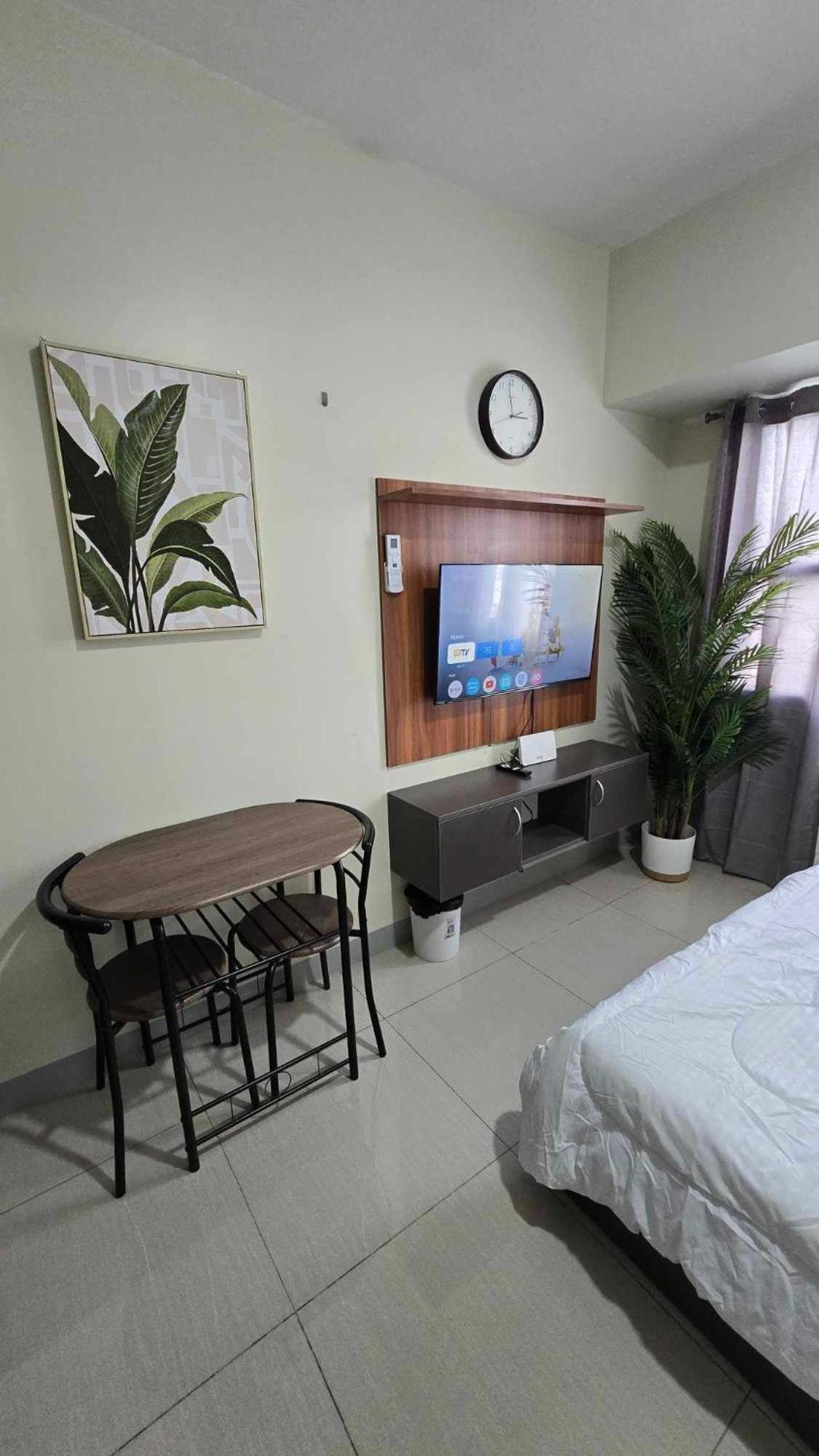 Cozy In The Center At Horizons 101 Cebu