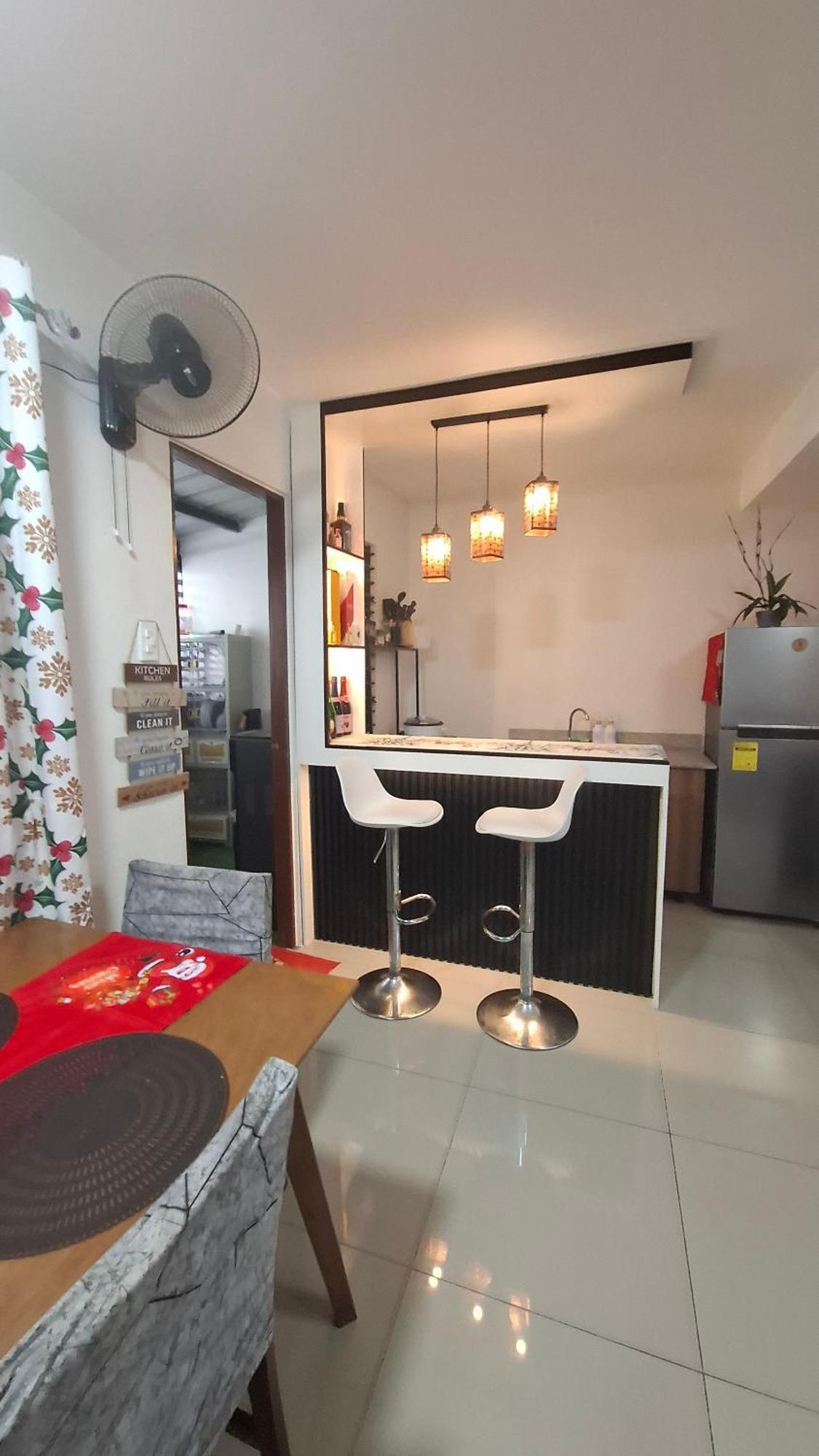 Four Es Apartment
