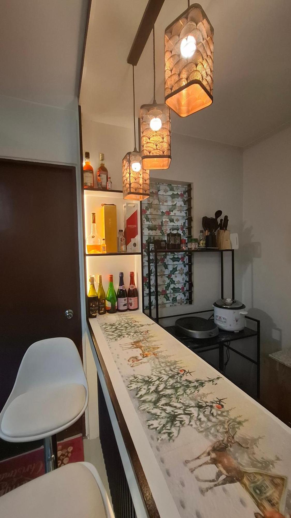 Apartment Four Es