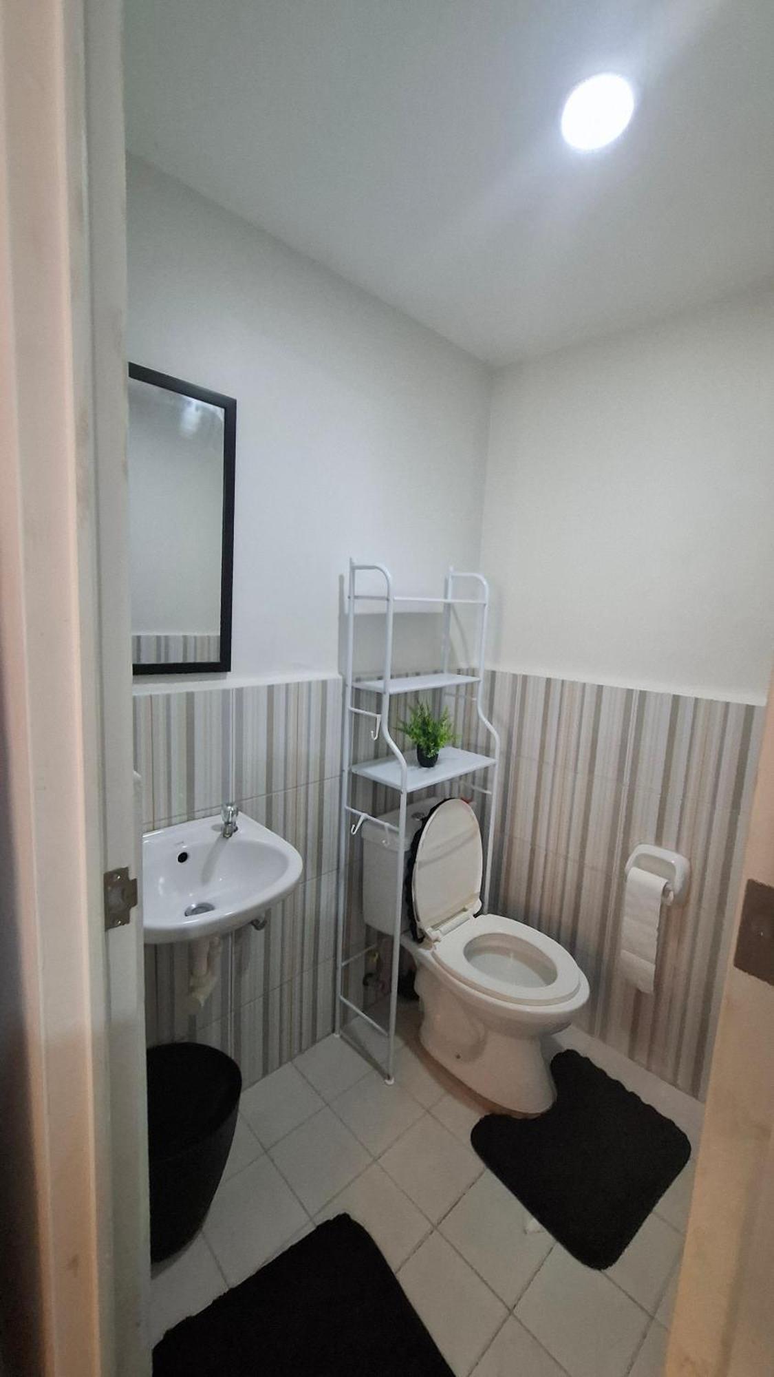 Four Es Apartment San Fernando (Cebu)