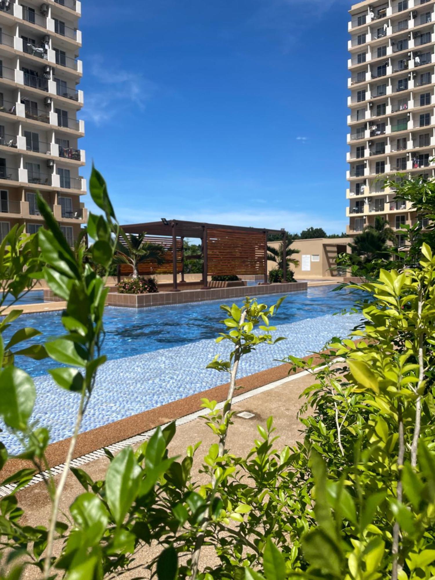Near Airport, Cclex Pool View Balcony * Lapu-Lapu City