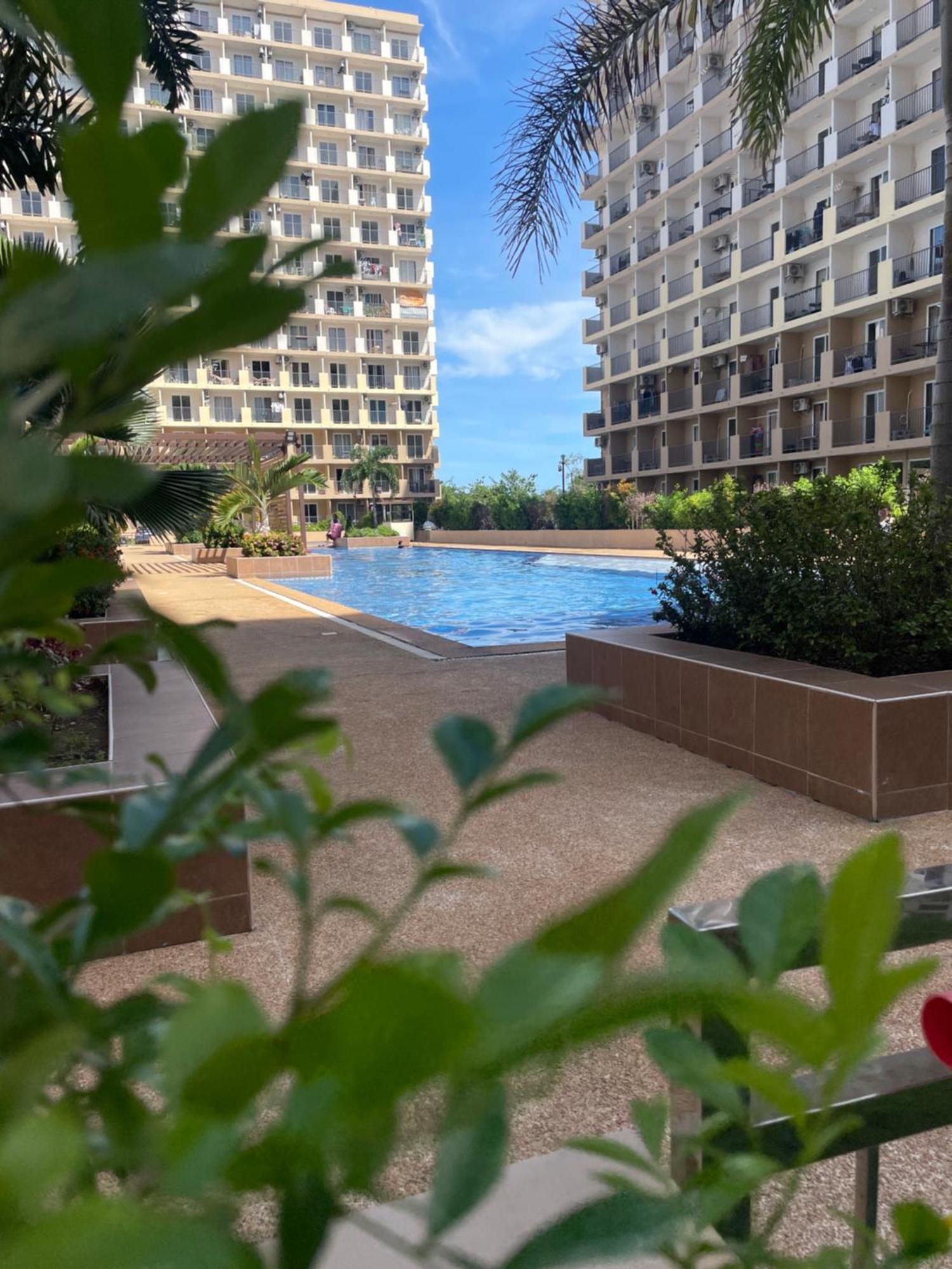 Guest house Near Airport, Cclex Pool View Balcony *