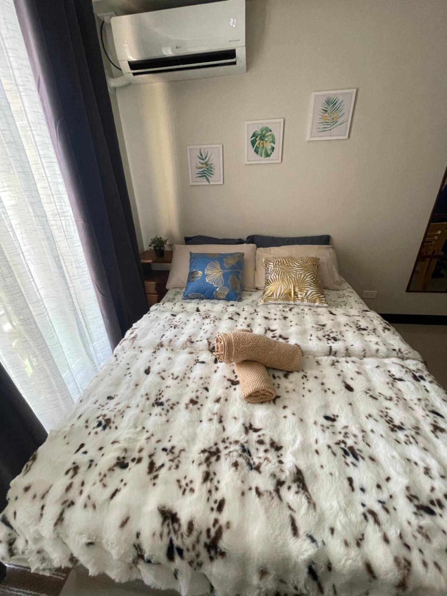 Near Airport, Cclex Pool View Balcony Guest house Lapu-Lapu City