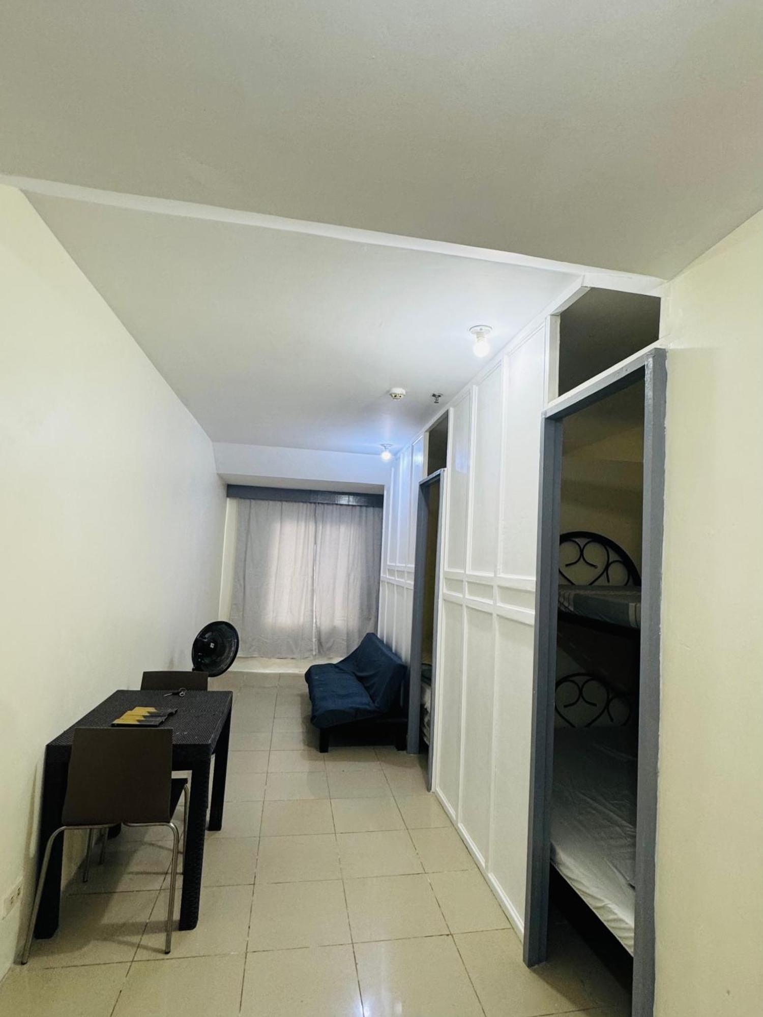 House Apartment *