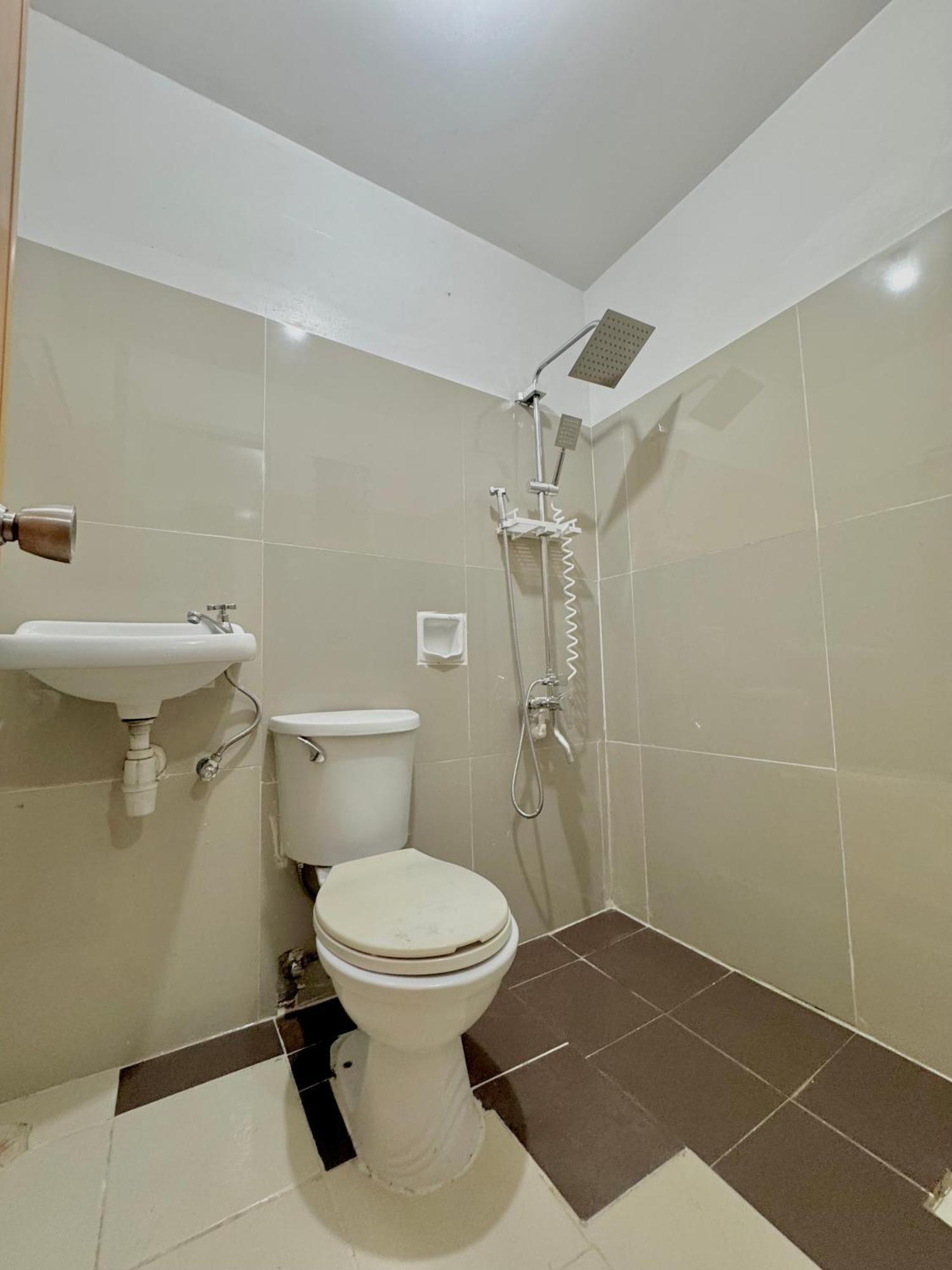 House Apartment *