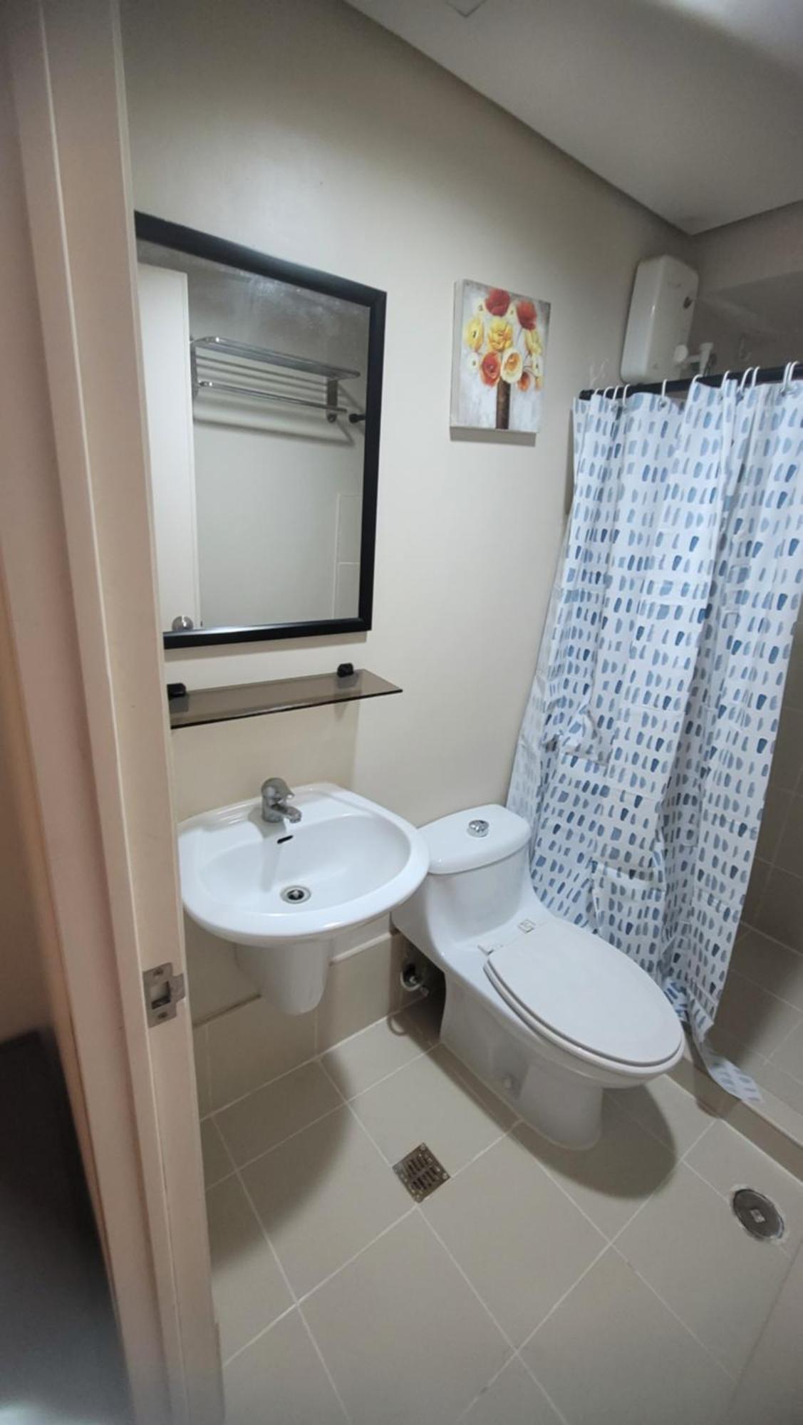 Penthouse - 2br In Avida Tower 1 - 500mbp Wifi!