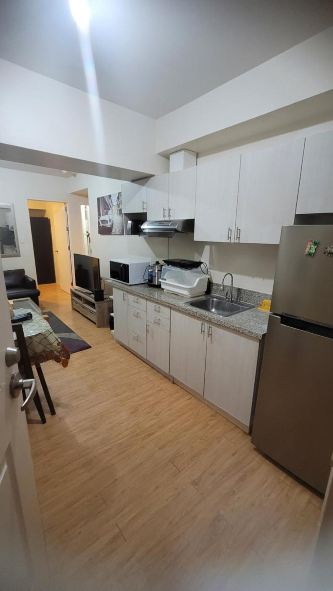 Penthouse - 2br In Avida Tower 1 - 500mbp Wifi! *