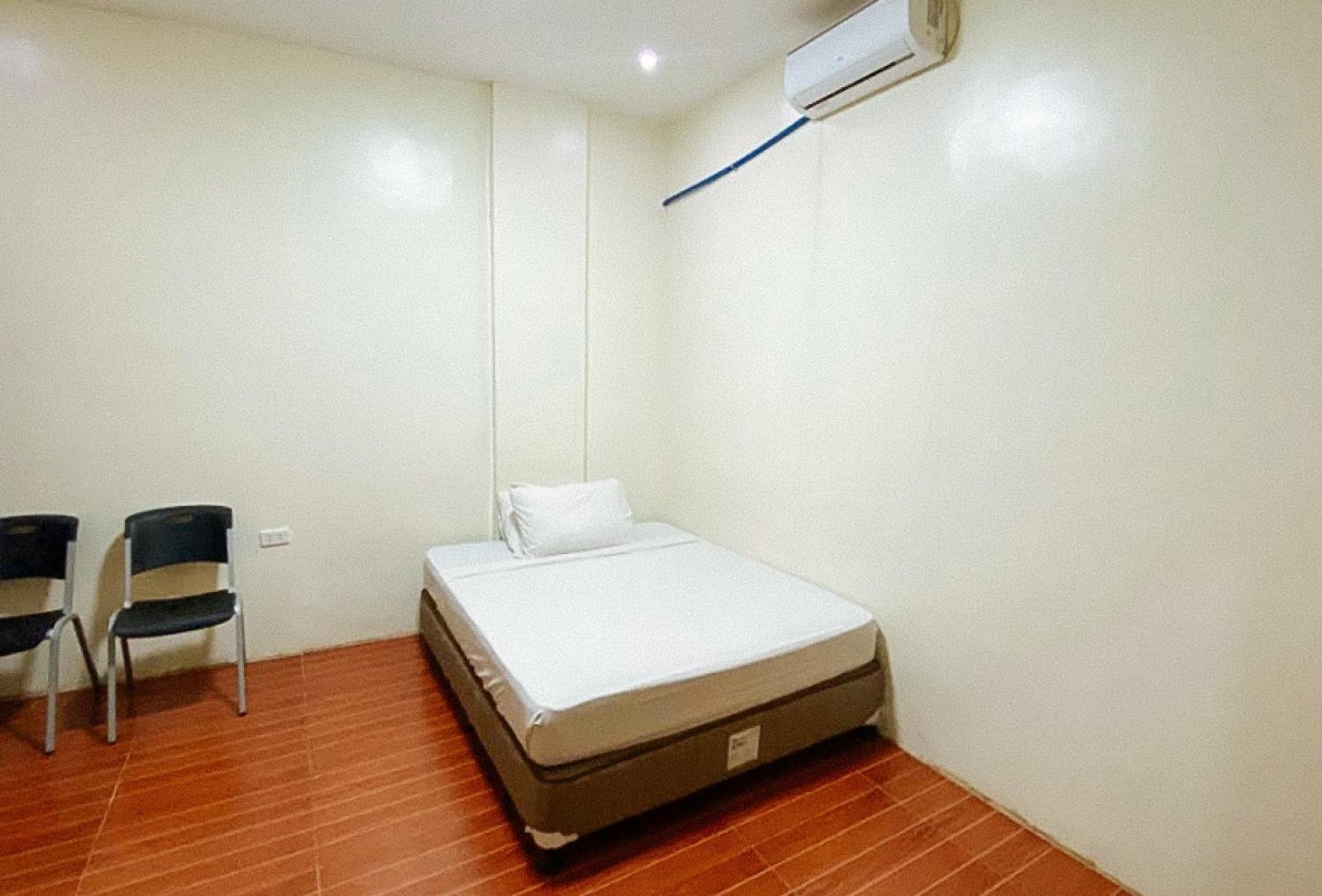 Reddoorz @ 4ks House Bogo Cebu Banban