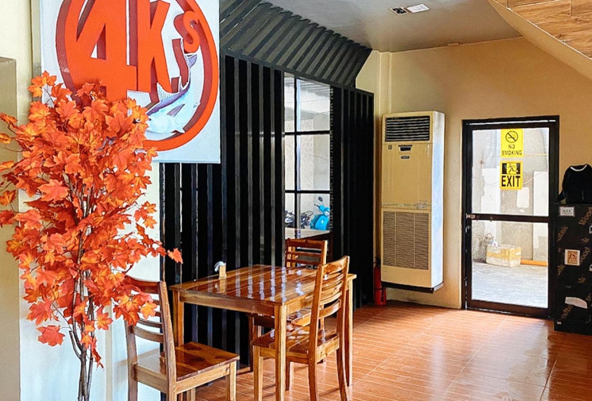 Reddoorz @ 4ks House Bogo Cebu *
