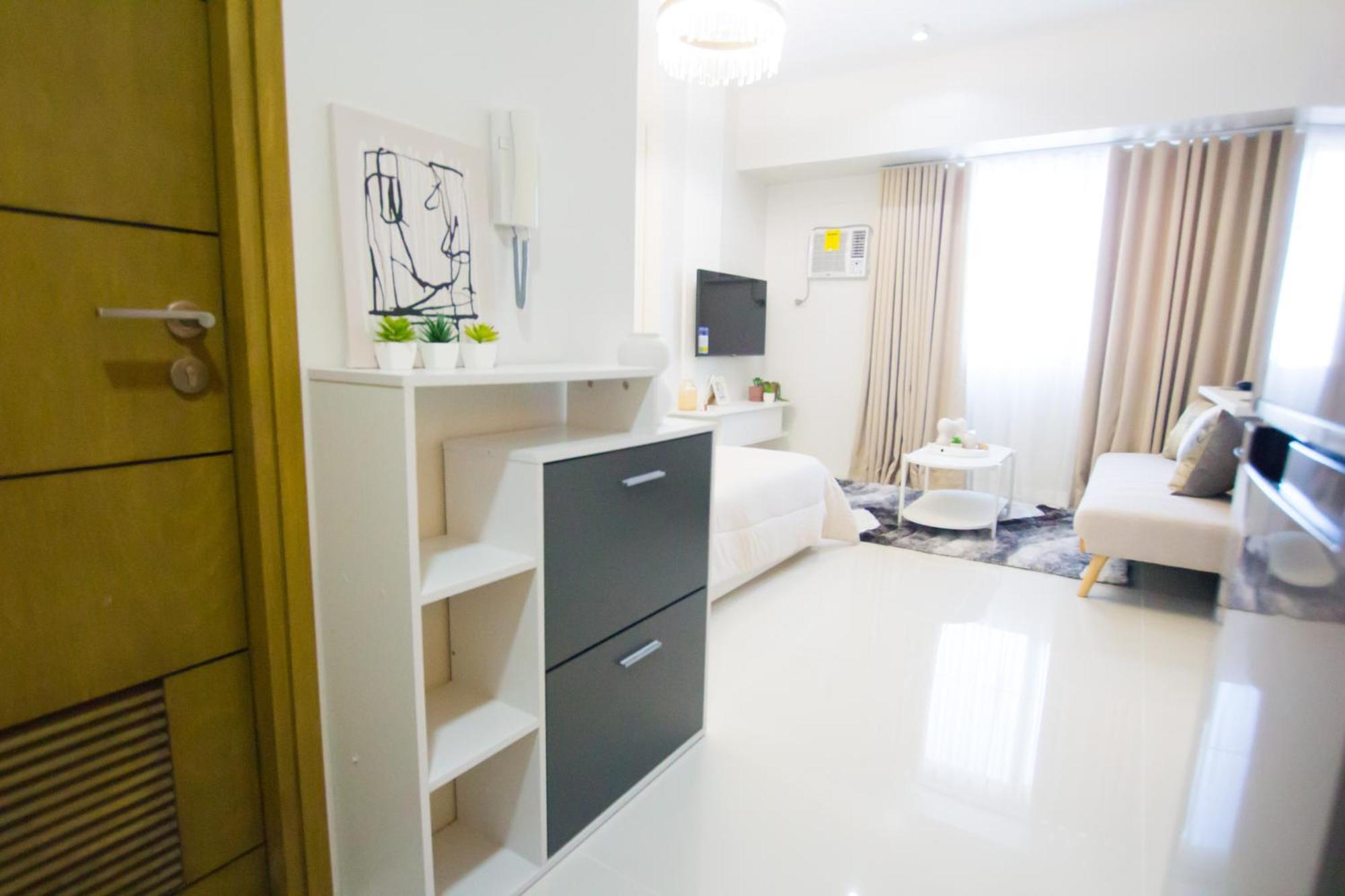Casa - Vibrant Center Near Ayala Mall Apartment Cebu