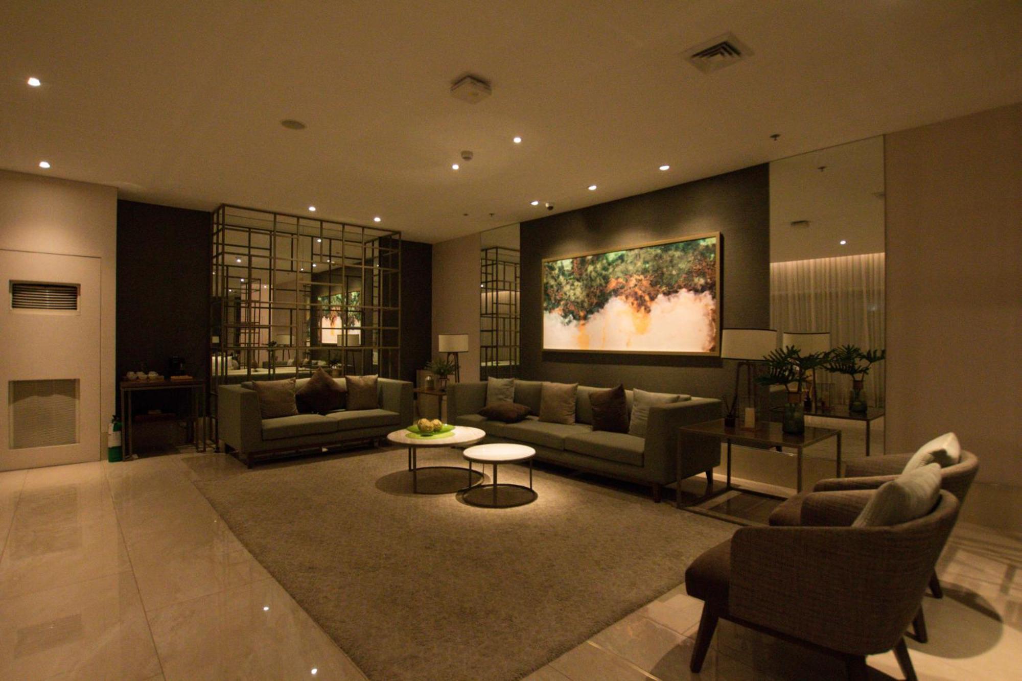 Apartment Casa - Vibrant Center Near Ayala Mall