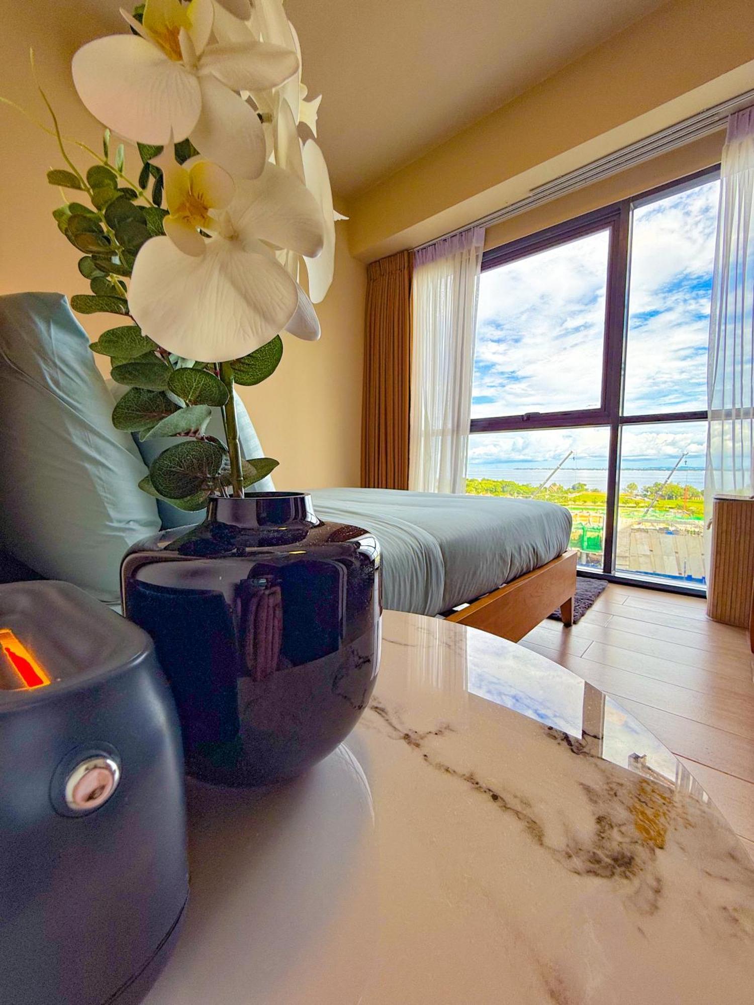 Aparthotel 1br Mactan Newtown Oceanview