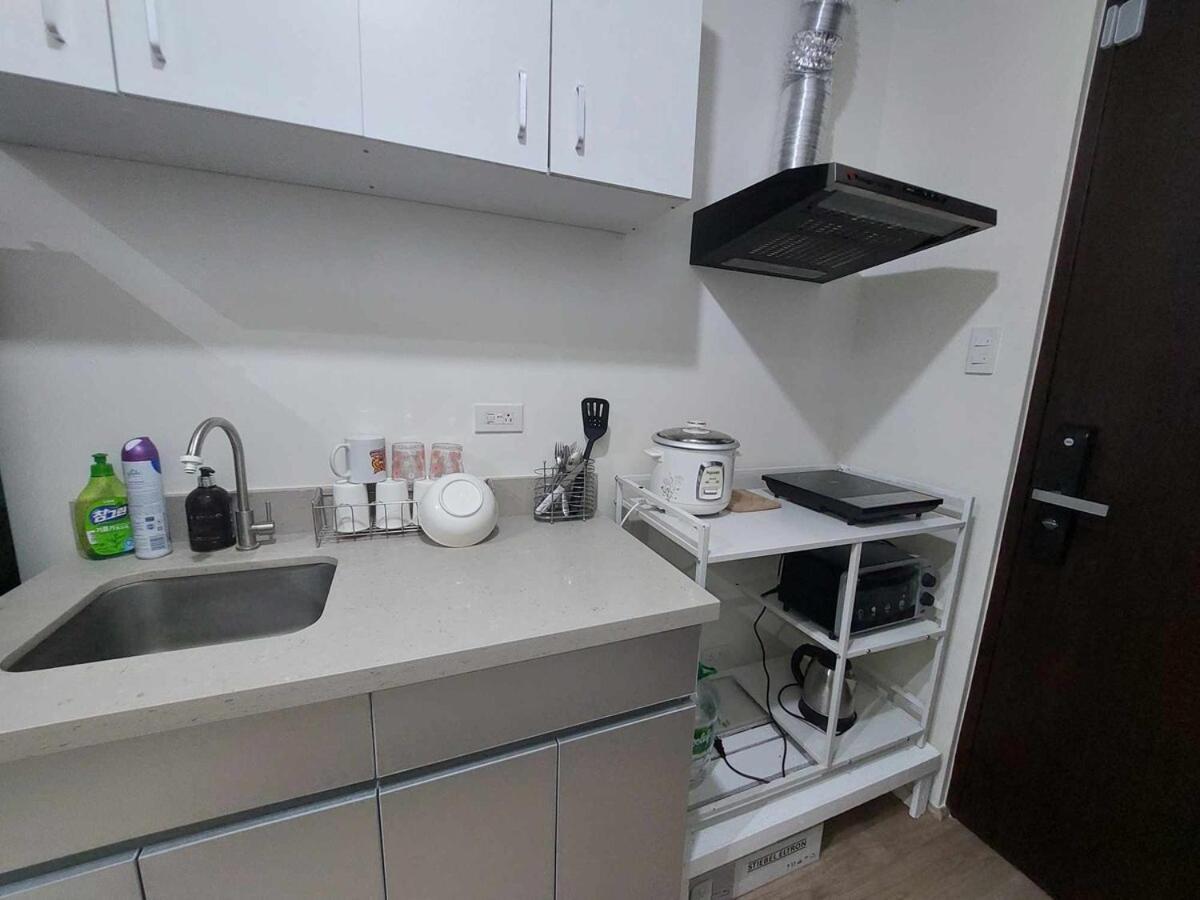 Fully Furnished-near It Park * Cebu