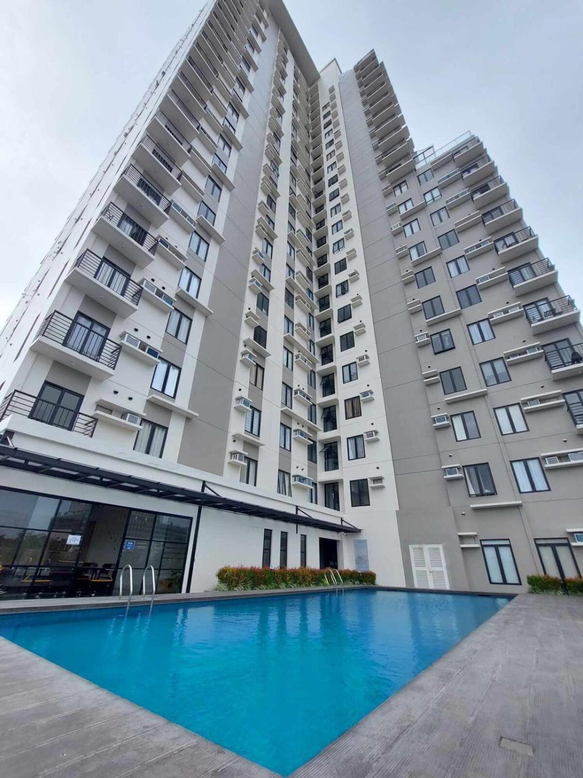 Fully Furnished-near It Park Cebu