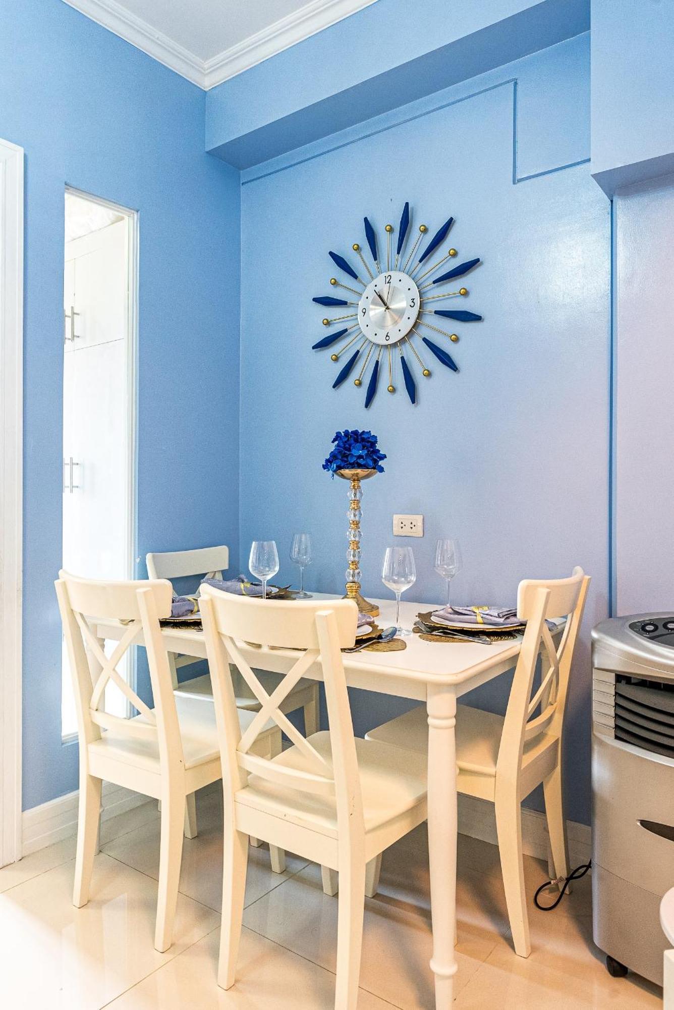 Chic With Pool Near Airport-2 To 7 Guest *