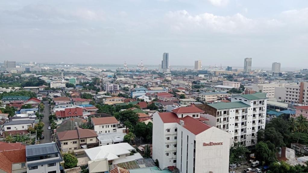 Affordable Staycation Wifi Ac * Cebu