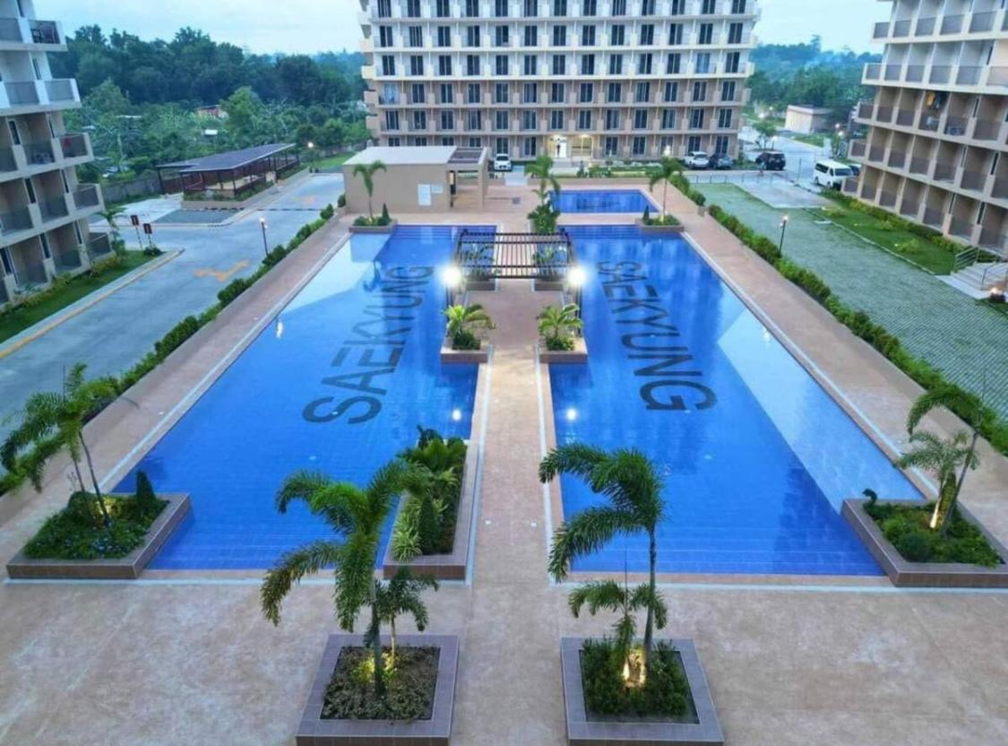 Luxury Condo-sea View- Near *