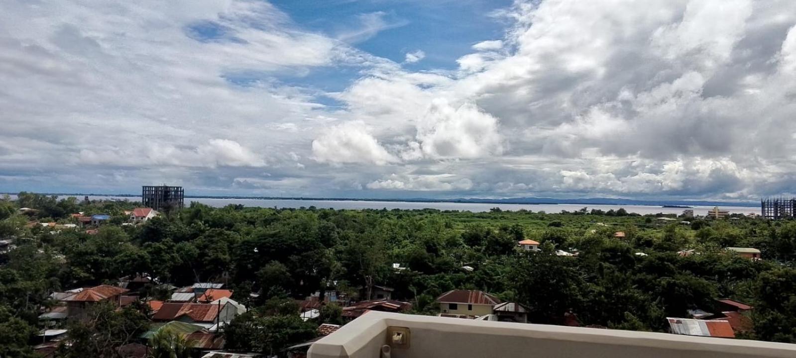 Luxury Condo-sea View- Near Lapu-Lapu City