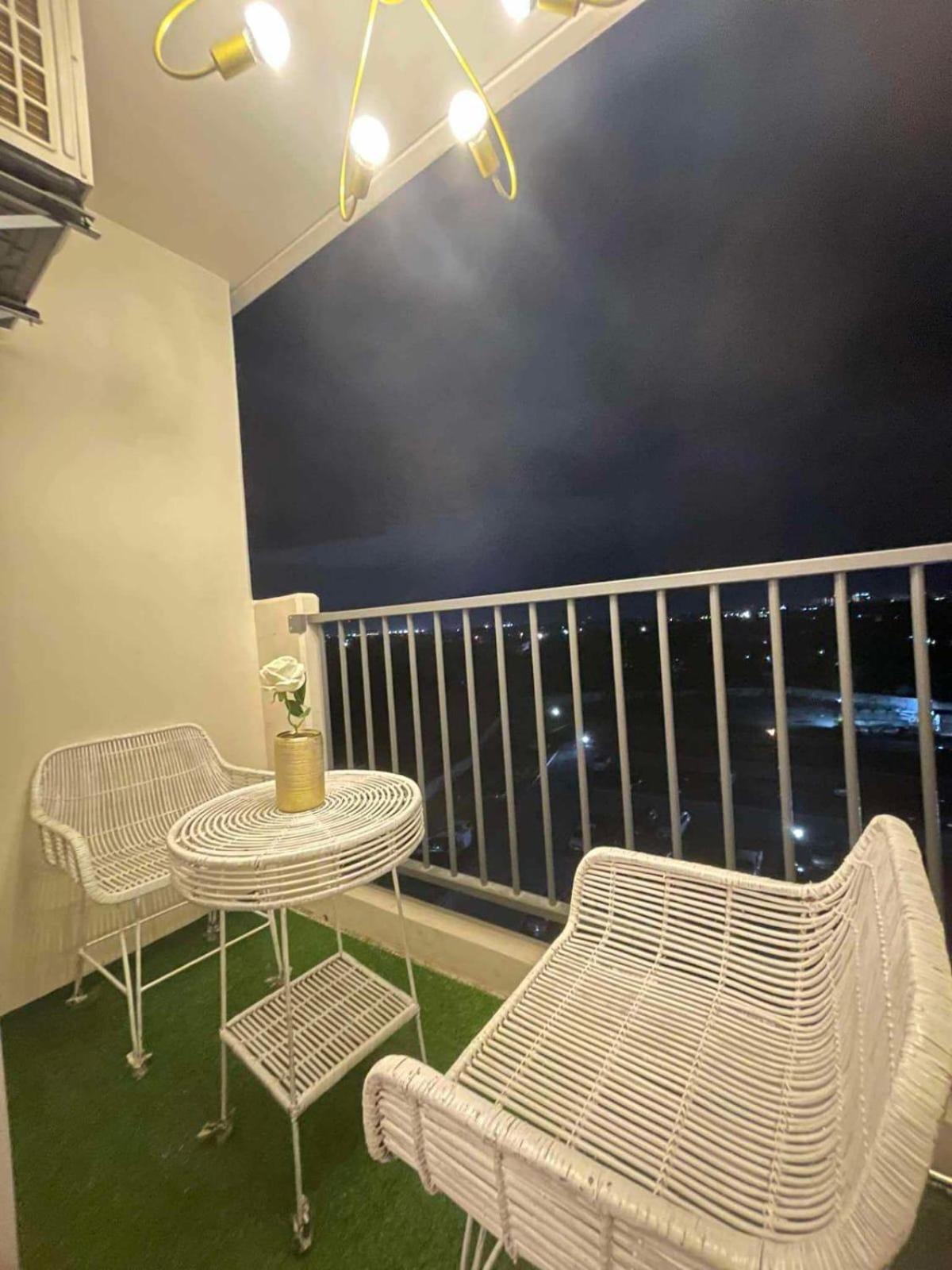 Apartment Luxury Condo-sea View- Near