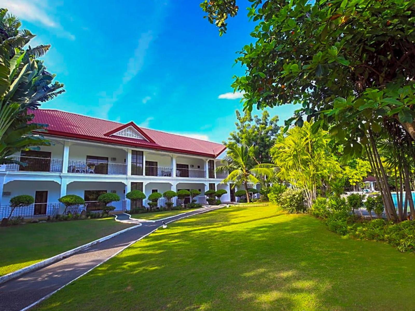 Resort Pacific Cebu Powered By Cocotel 3*