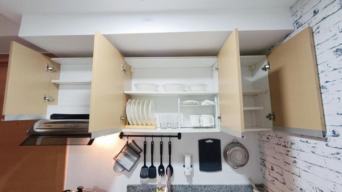 Modern Cozy 1 Bedroom Unit In With Netflix And Wifi * Cebu