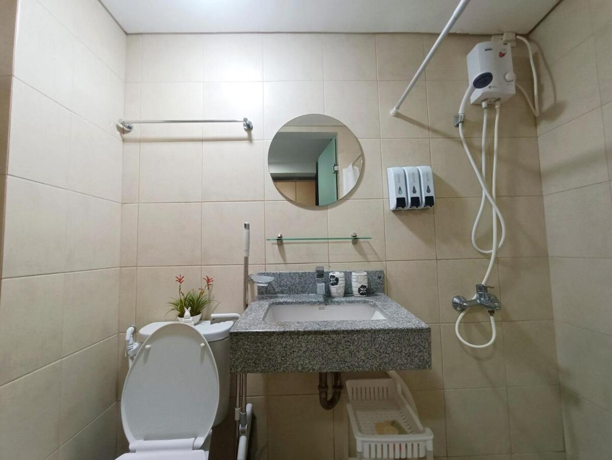 Apartment Modern Cozy 1 Bedroom Unit In With Netflix And Wifi Cebu