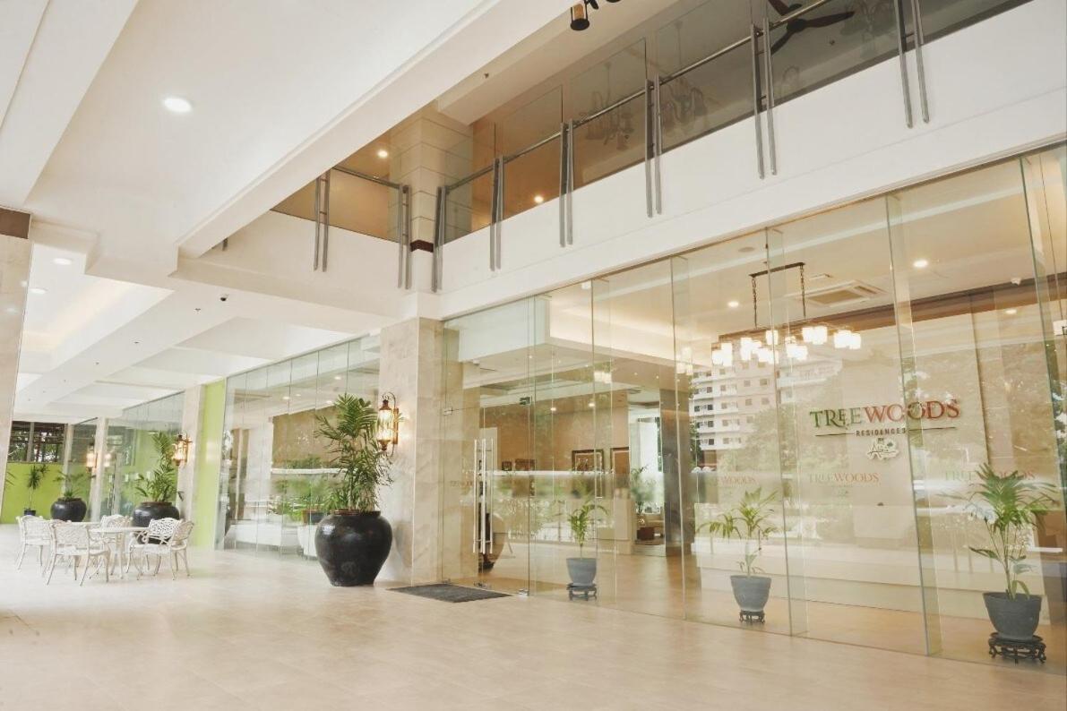 It Park Tree Wood New Furniture Water Front Casino 5m 1224 *
