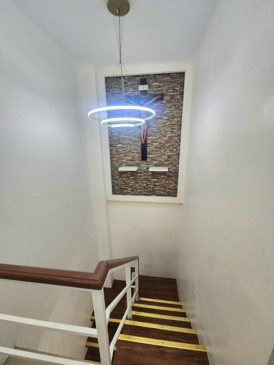 Movie Screen& 4rooms Private House Near J Park Bahay bakasyunan *