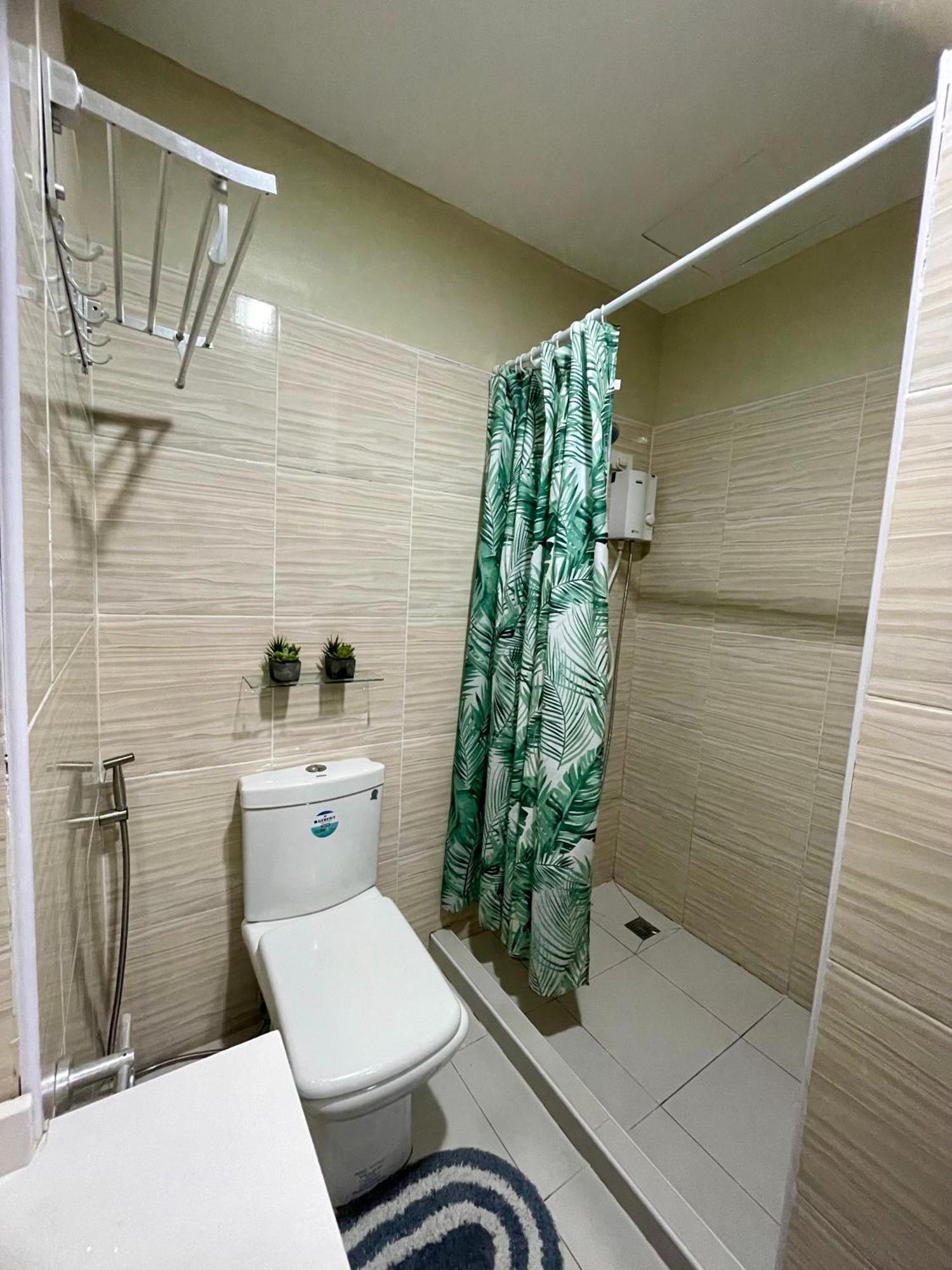 Hotel Bamboo Bay Community Mandaue City